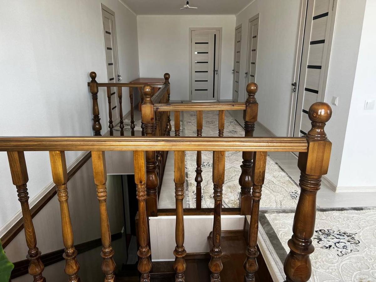 Guesthouse Greathome Каракол Экстерьер фото