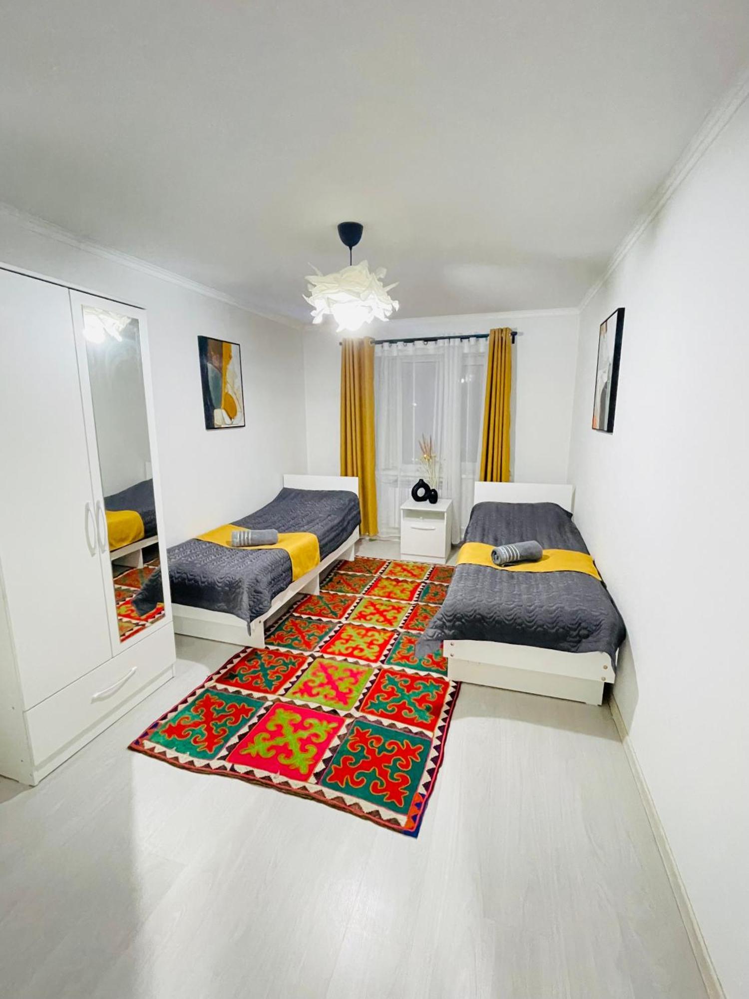 Guesthouse Greathome Каракол Экстерьер фото