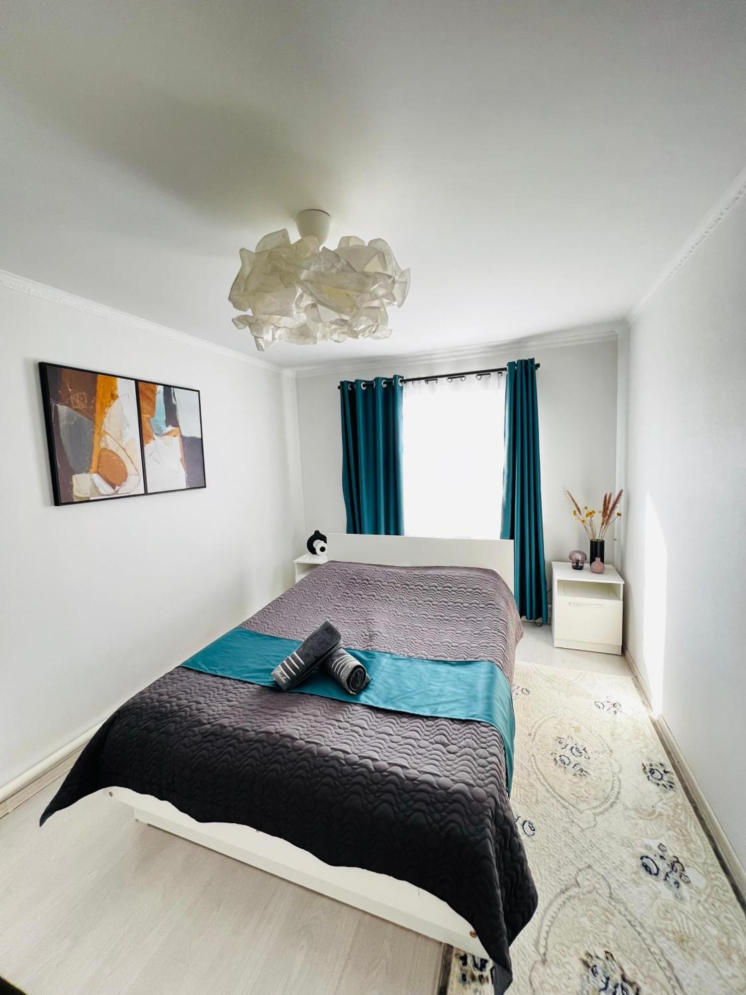 Guesthouse Greathome Каракол Экстерьер фото