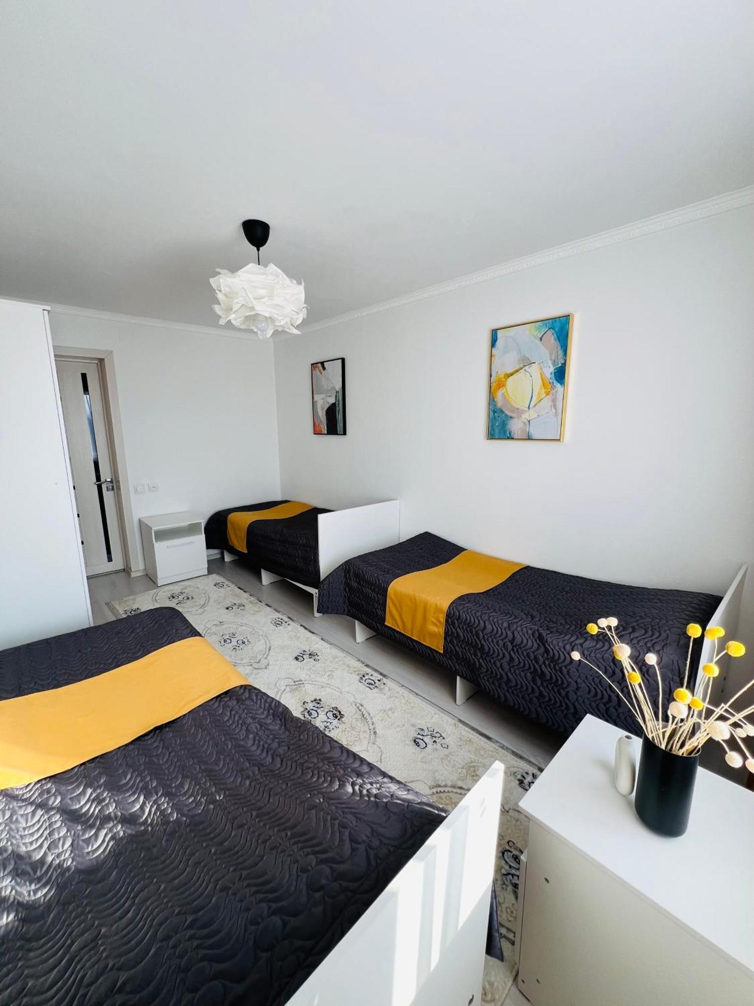 Guesthouse Greathome Каракол Экстерьер фото