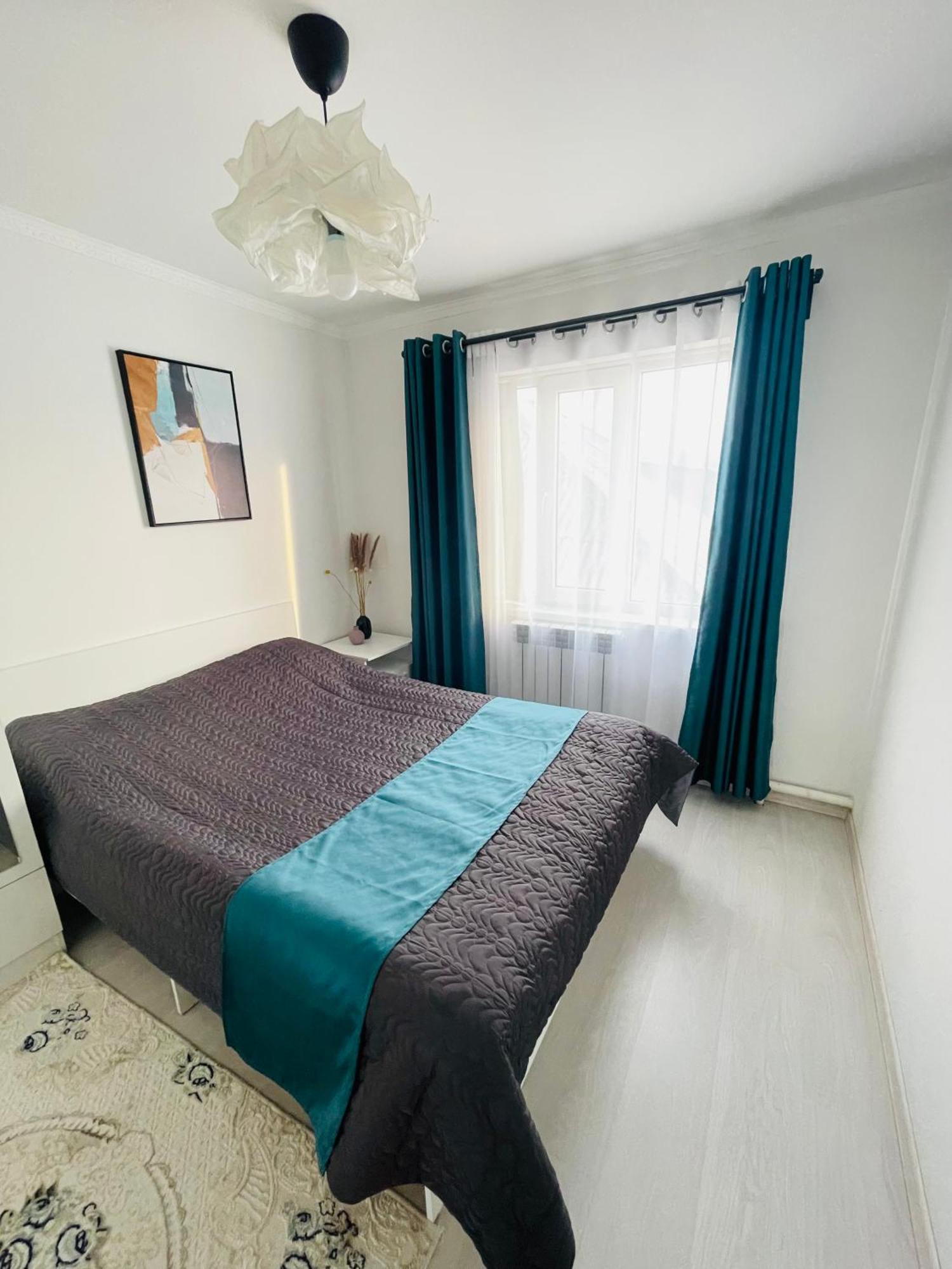 Guesthouse Greathome Каракол Экстерьер фото