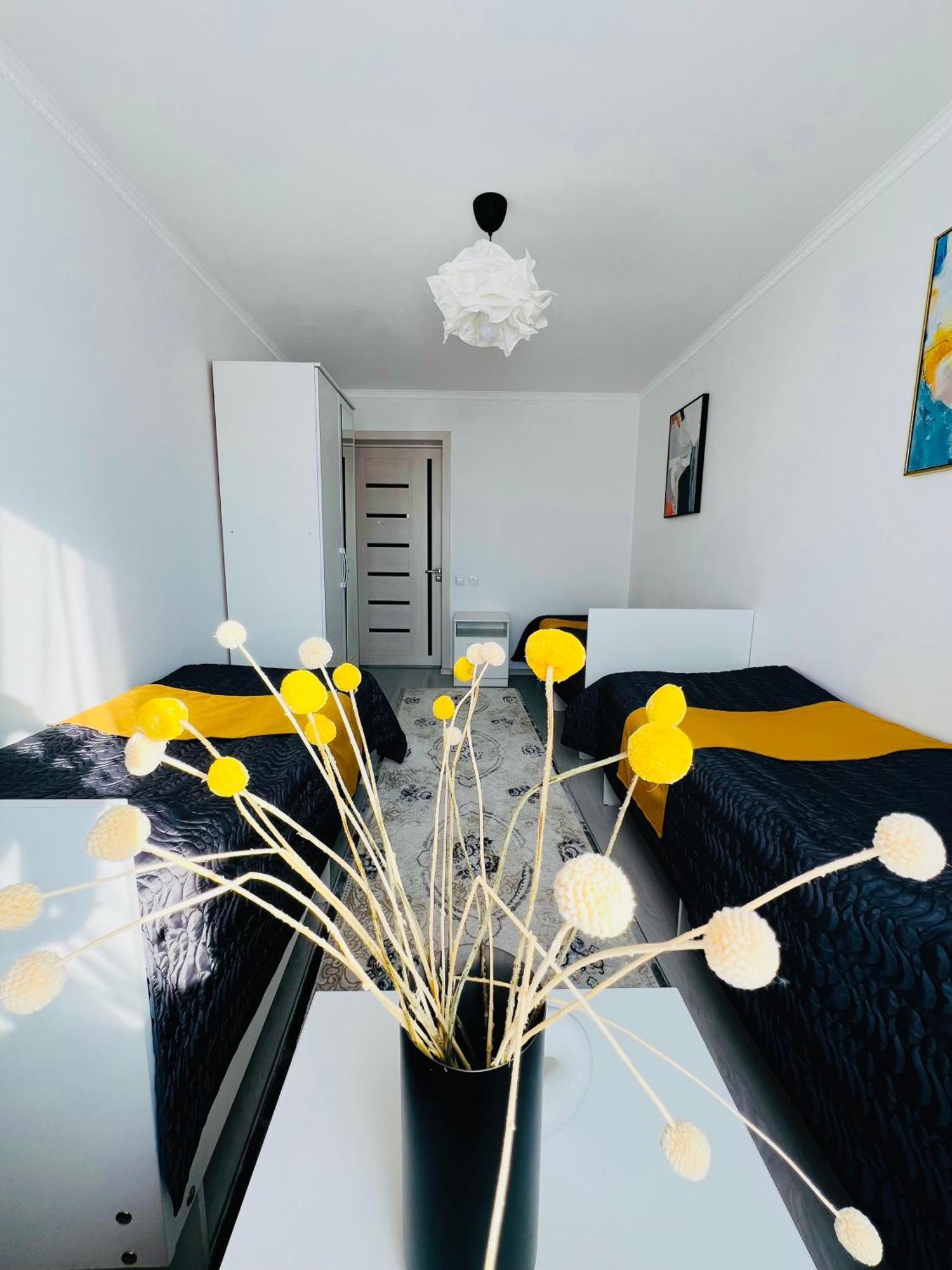 Guesthouse Greathome Каракол Экстерьер фото
